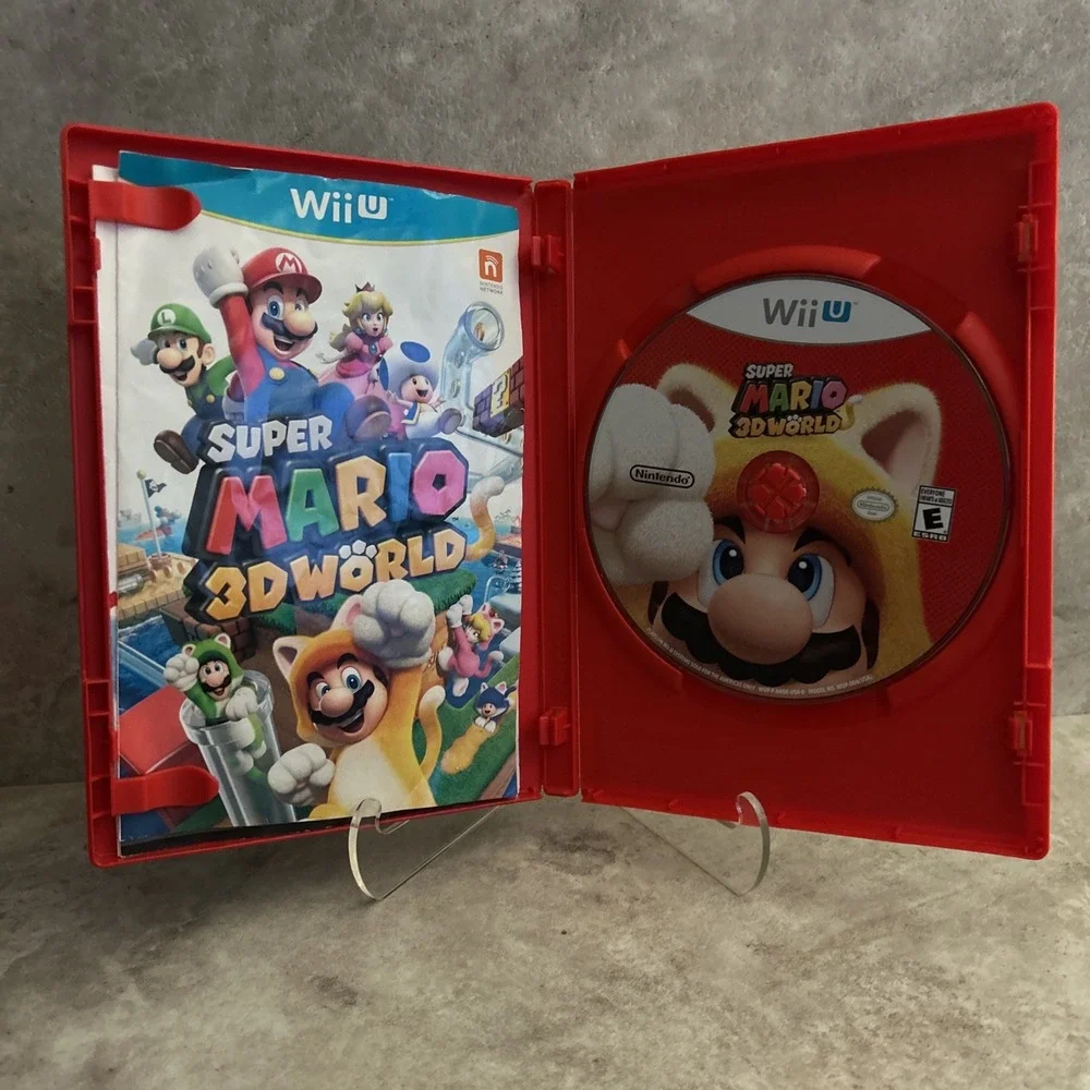 Super Mario 3D World (Nintendo Wii U, 2013) Complete W/ Manual CIB Excellent